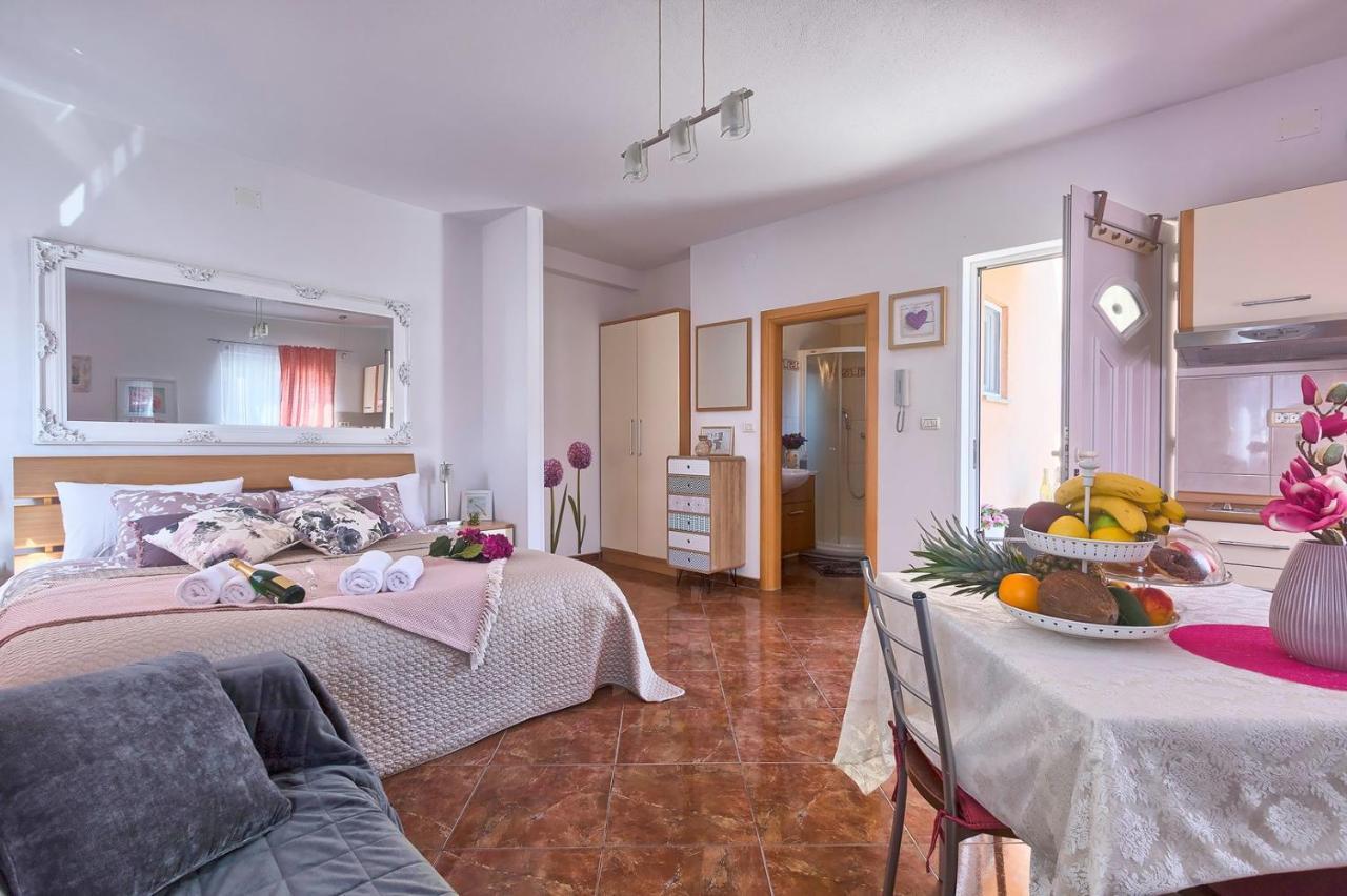 Villa Mihaela Fažana Екстериор снимка