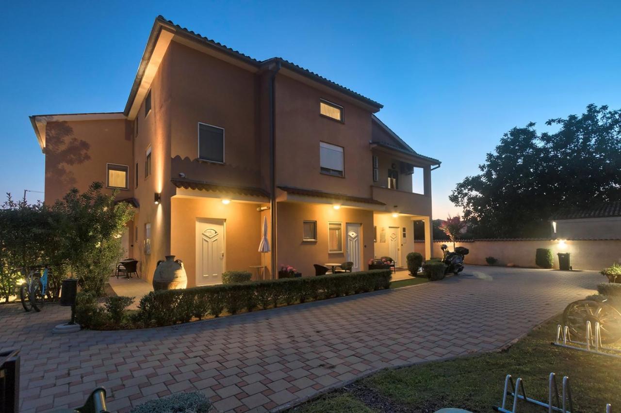 Villa Mihaela Fažana Екстериор снимка