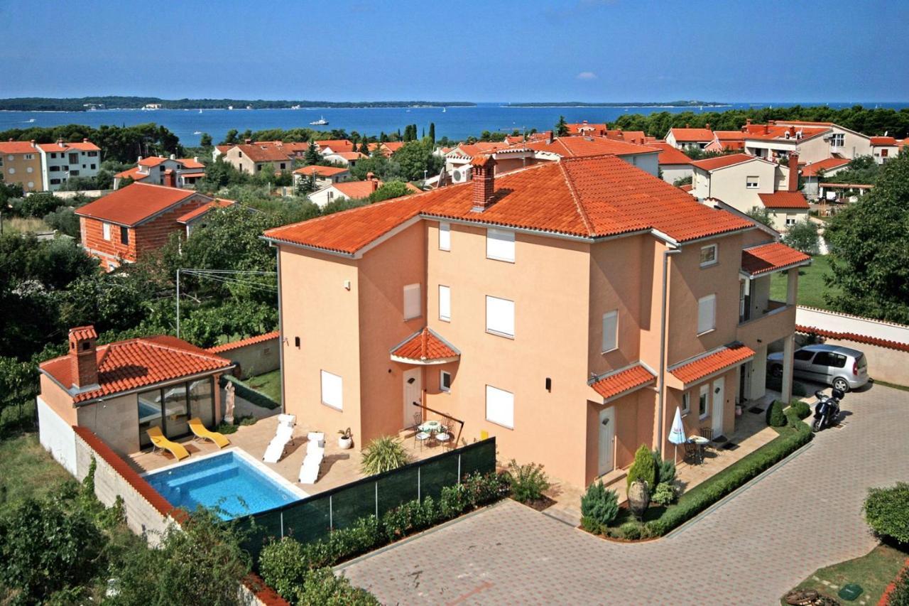 Villa Mihaela Fažana Екстериор снимка