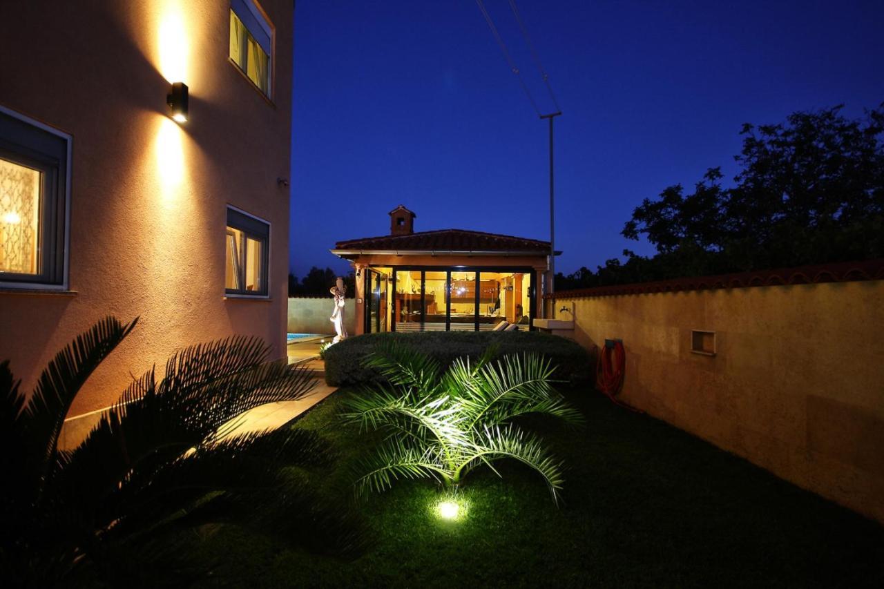 Villa Mihaela Fažana Екстериор снимка