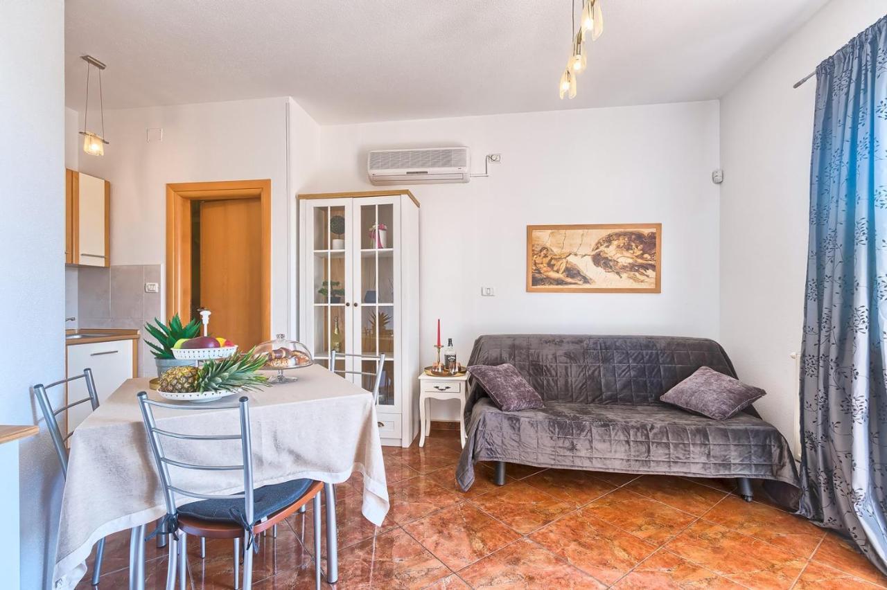 Villa Mihaela Fažana Екстериор снимка