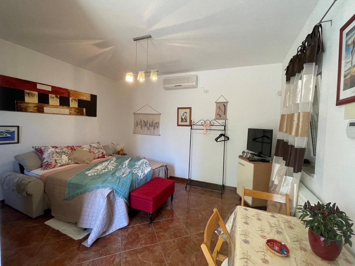 Villa Mihaela Fažana Екстериор снимка